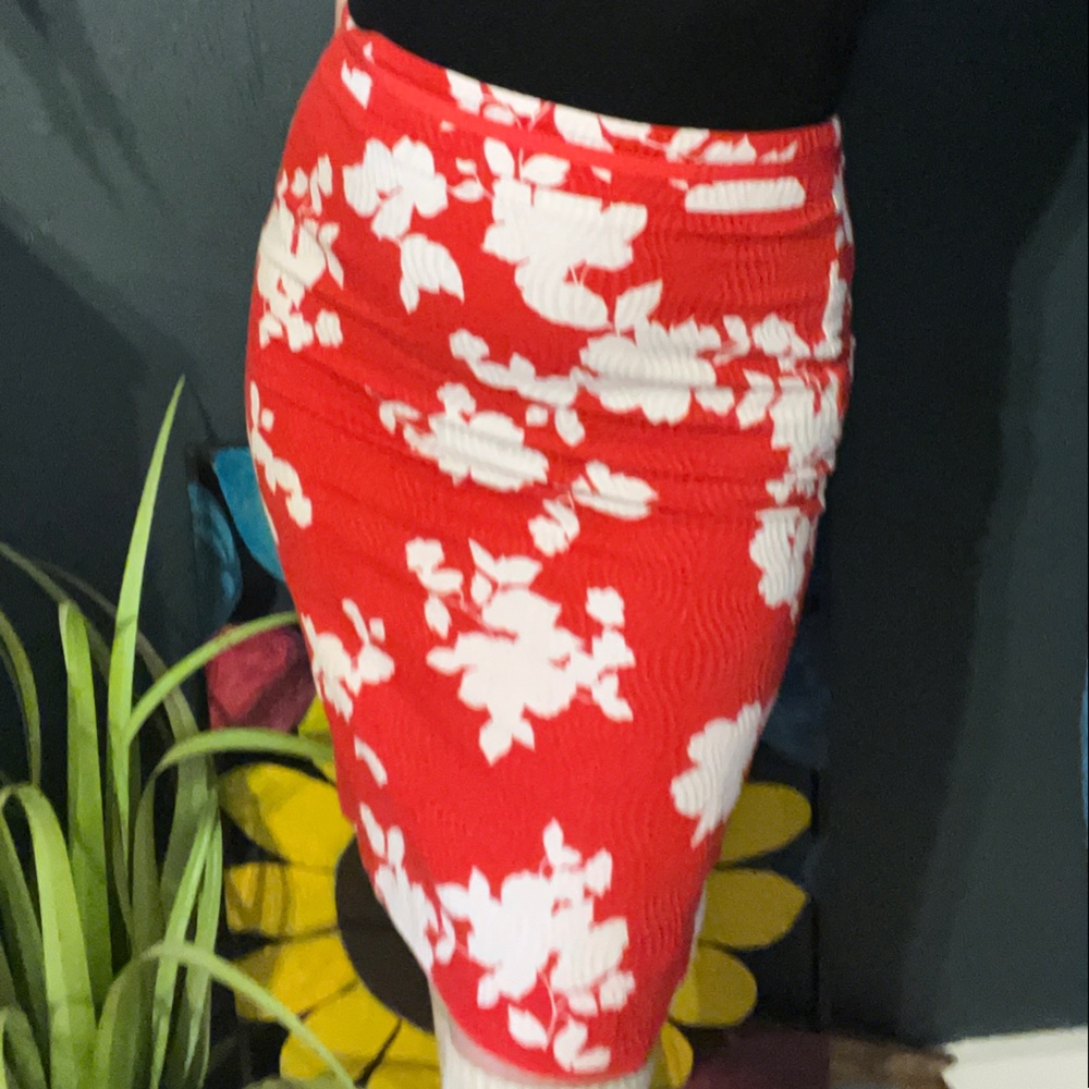 Talbots Red and White Floral Pencil Skirt